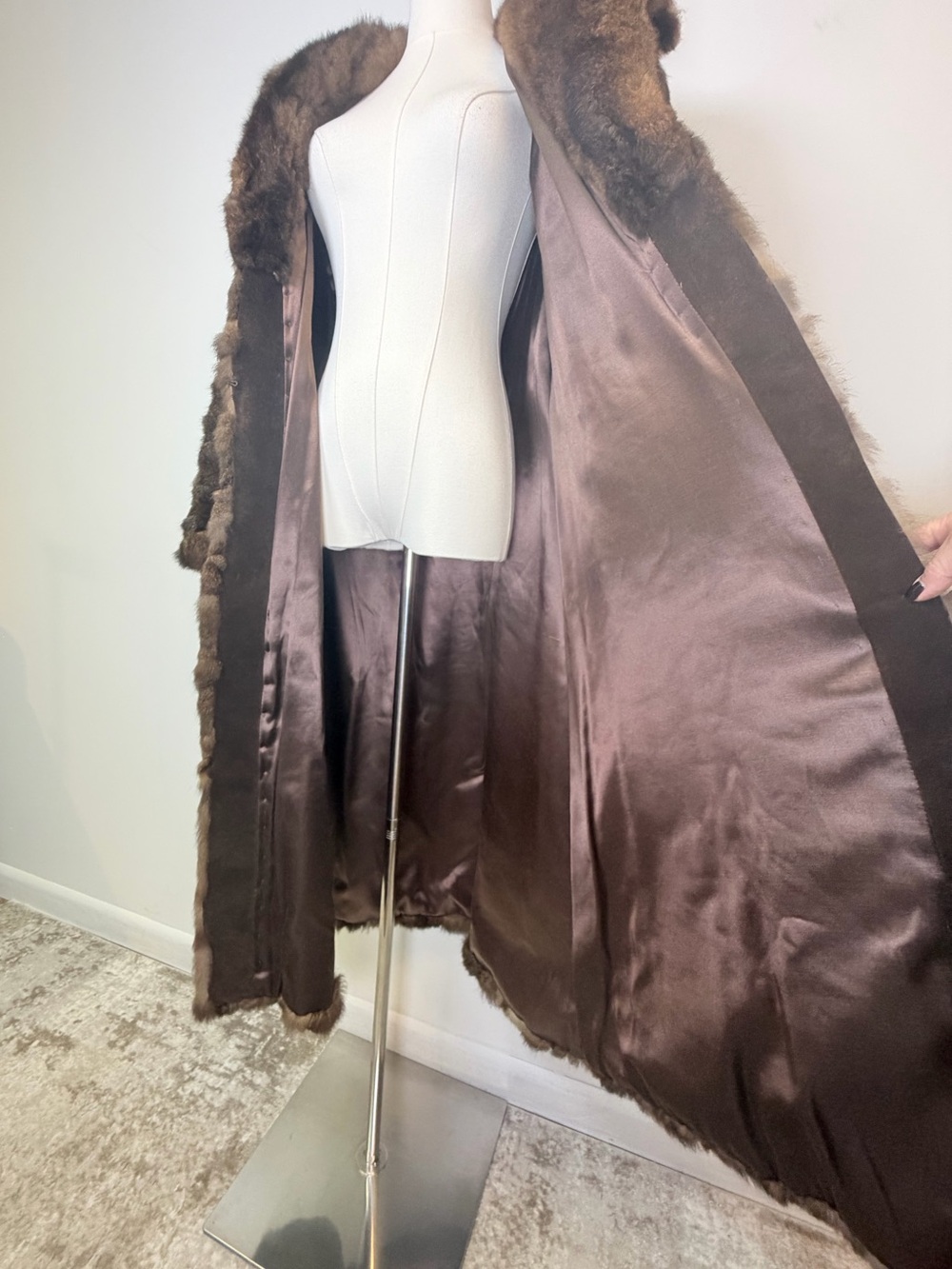 Vintage 1970’s Full-Length Beaver Fur Coat Women’s Size 8/10 - Picture 13 of 14